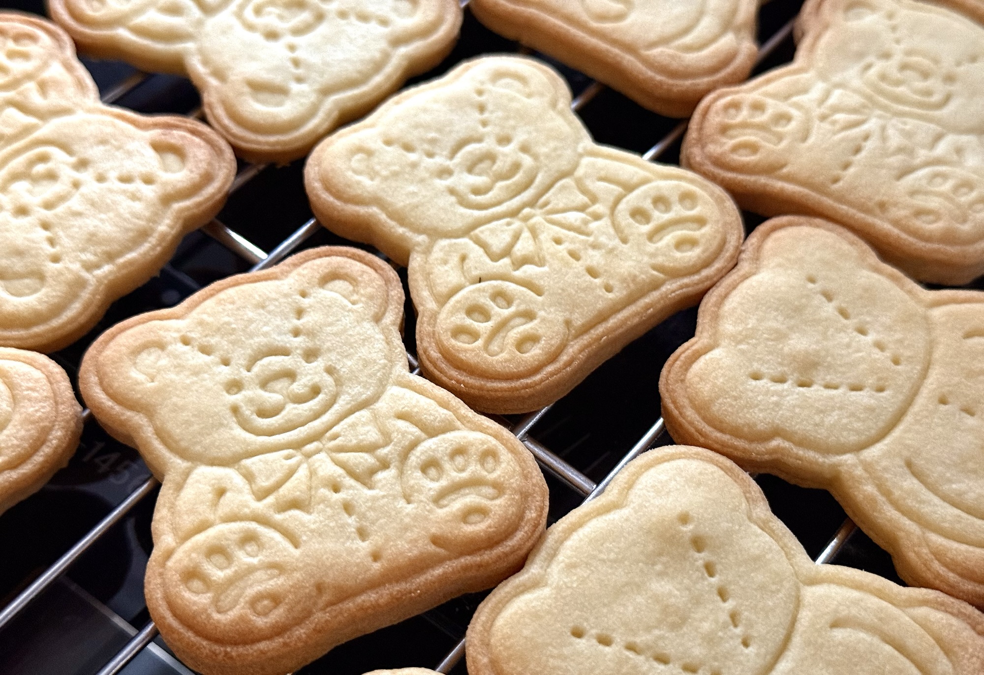 くまクッキーの試作とスプーン