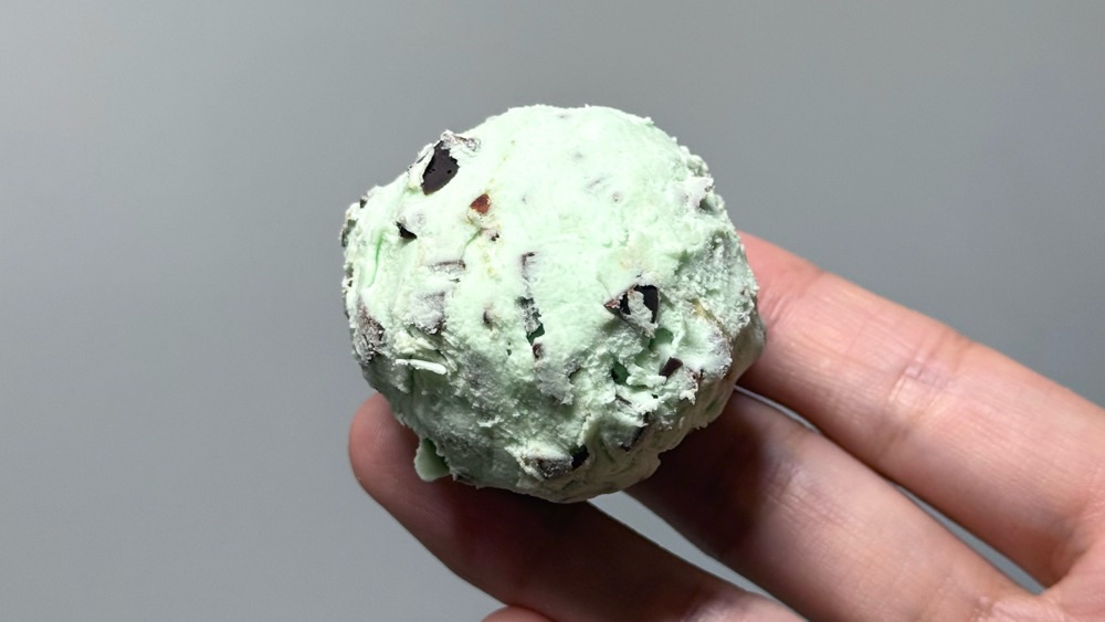樹脂粘土で作ったチョコミントアイス